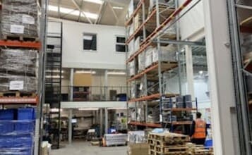 Hanworth Ln, Chertsey à louer Photo intérieure– Image 1 sur 2