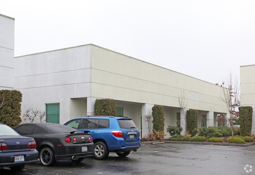 1226 Carpenter Rd SE, Lacey, WA à louer - Photo principale – Image 1 sur 2