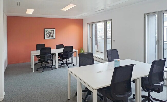 Plus de détails pour 54 Rue De Londres, Paris - Bureau à louer