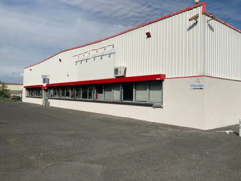 104 Rue De Courcelles, Reims à louer - Photo de l’immeuble – Image 2 sur 5