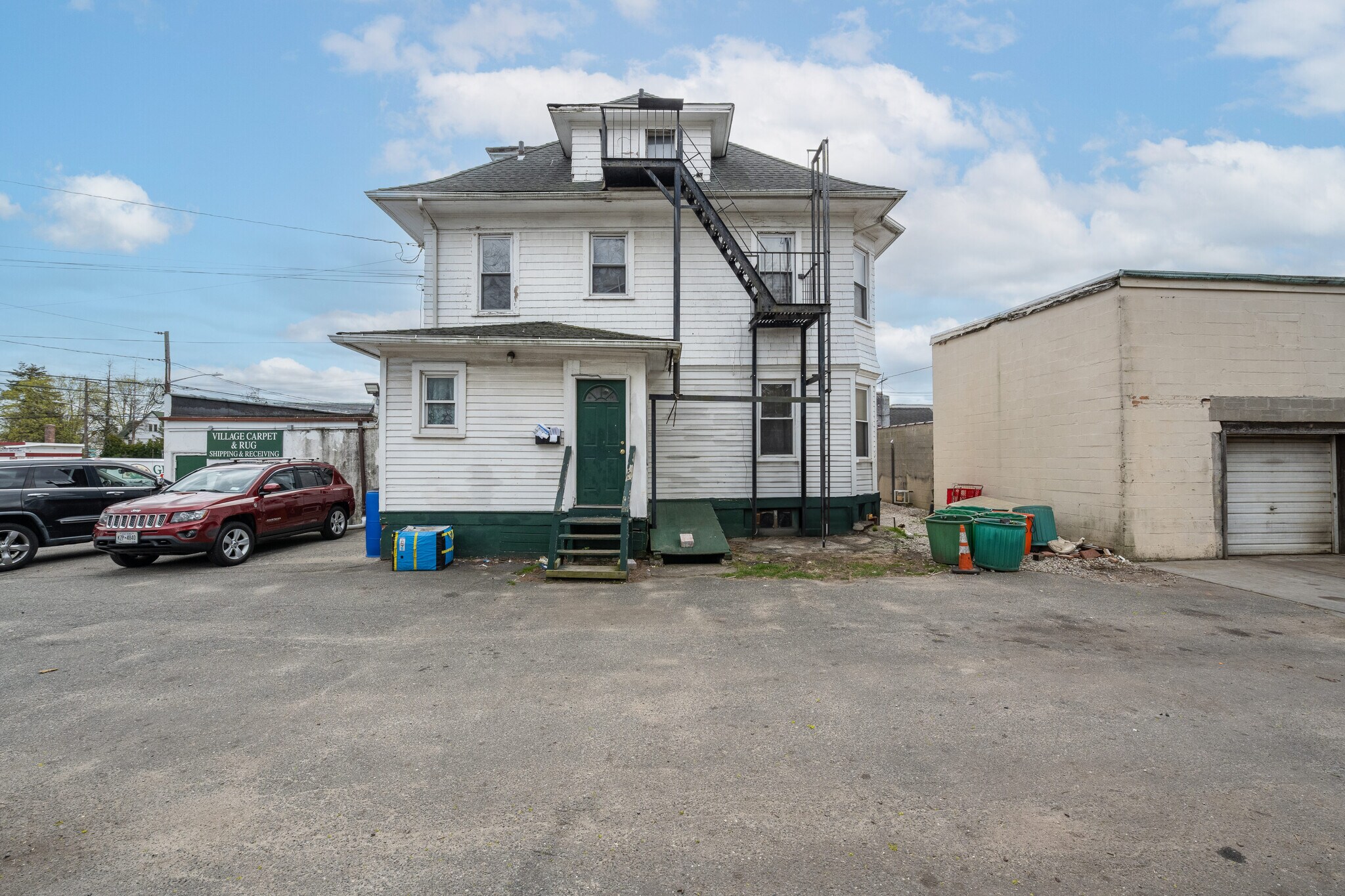 349 Hempstead Ave, West Hempstead, NY à vendre Photo principale– Image 1 sur 13