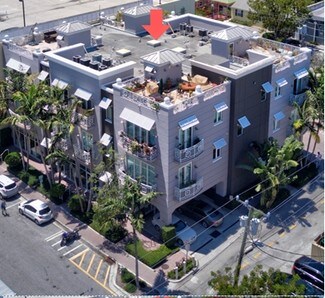 Plus de détails pour 12 SE 1st Ave, Delray Beach, FL - Logement à vendre