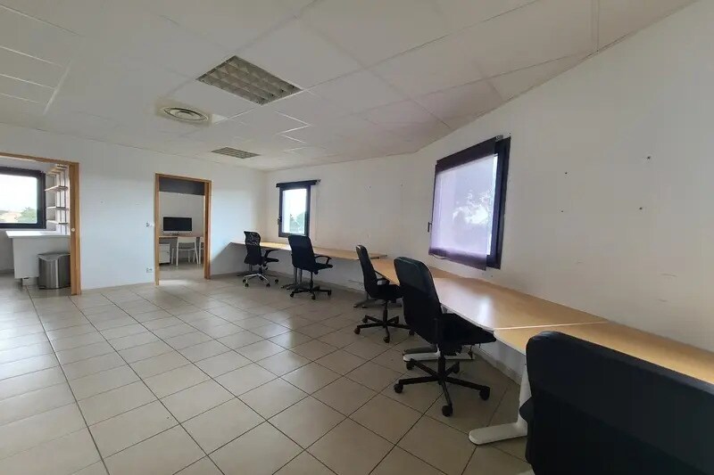 Bureau dans Béziers à vendre - Photo de l’immeuble – Image 3 sur 10