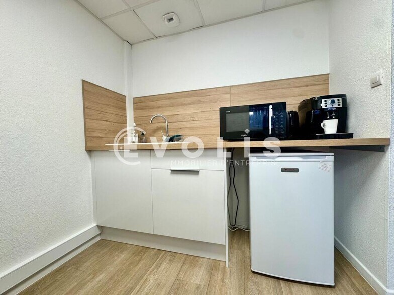17 Rue Auguste Payant, Lyon à louer - Photo de l’immeuble – Image 2 sur 4