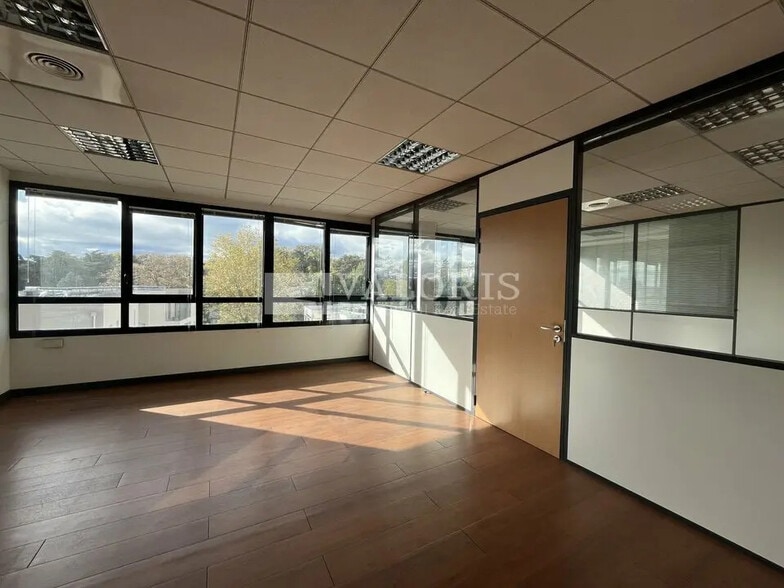 1 Chemin Jean-Marie Vianney, Écully à louer - Photo intérieure – Image 1 sur 7