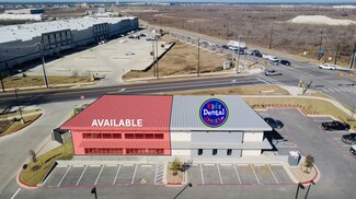 Plus de détails pour 2220 Kohlers Crossing, Kyle, TX - Local commercial à louer
