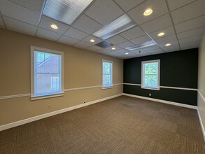 11099 Houze Rd, Roswell, GA à louer Photo intérieure– Image 2 sur 4