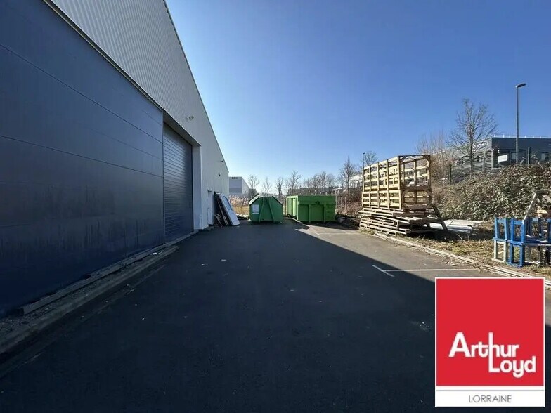 Local d’activités dans Marly à louer - Photo de l’immeuble – Image 3 sur 15