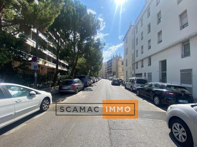 Local commercial dans Marseille à louer - Photo de l’immeuble – Image 2 sur 6