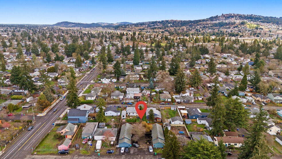 28 Unit Portfolio Offering portefeuille de 3 biens à vendre sur LoopNet.fr - Photo de l’immeuble – Image 2 sur 16