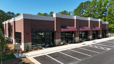 3725 Banks Rd, Raleigh, NC à louer Photo intérieure– Image 1 sur 1