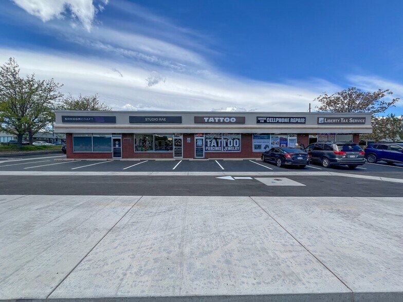 3845-3885 Wadsworth Blvd, Wheat Ridge, CO à louer - Photo de l’immeuble – Image 2 sur 14
