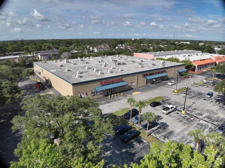 1401 E Fowler Ave, Tampa, FL à louer – Image 2 sur 8