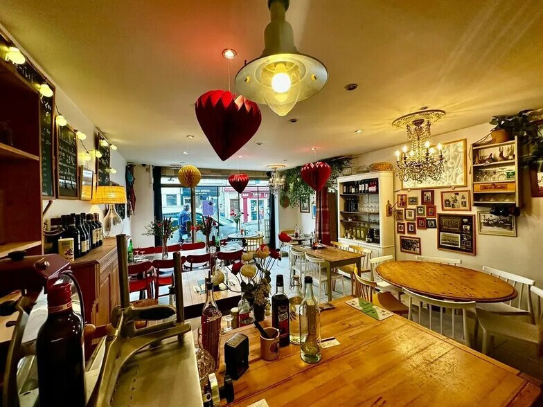 Local d'activités dans Quimper à vendre - Photo intérieure – Image 2 sur 12