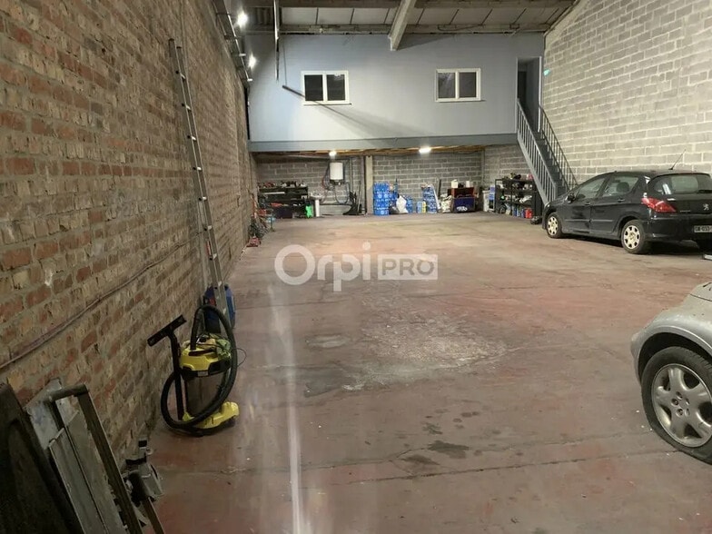 Local d'activités dans Wattrelos à vendre - Photo intérieure – Image 2 sur 4