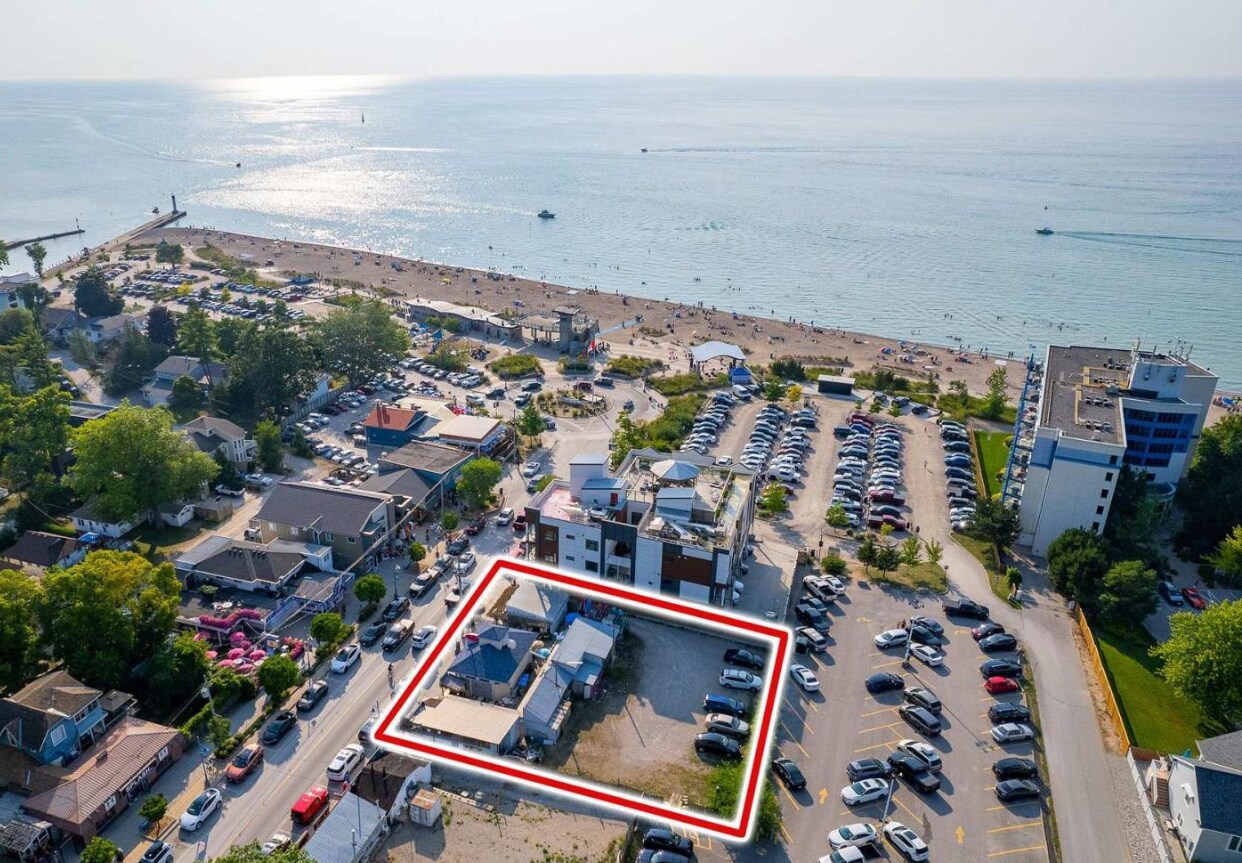 77 Main St, South Huron, ON à vendre Photo de l’immeuble– Image 1 sur 2