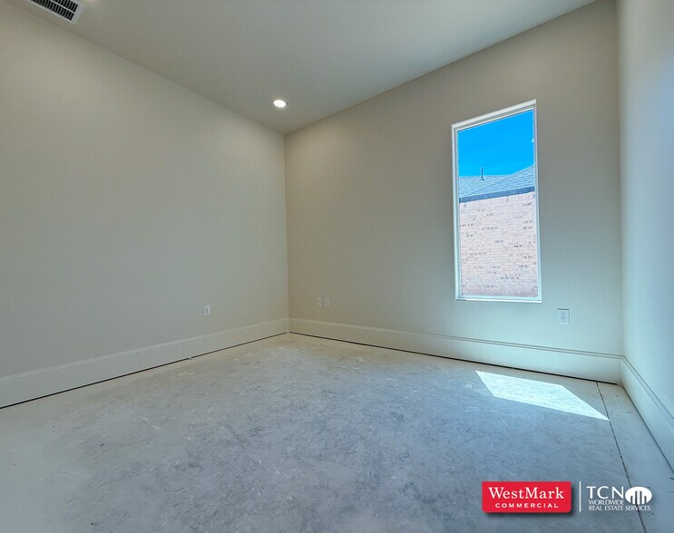 6301-6303 79th Street, Lubbock, TX à vendre - Photo de l’immeuble – Image 2 sur 8