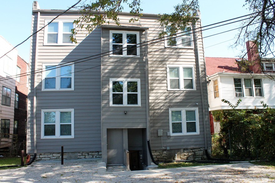 2708-2710 Benton Blvd, Kansas City, MO à vendre - Photo de l’immeuble – Image 3 sur 11