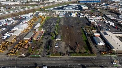 3440-3480 W Capitol Ave, West Sacramento, CA à louer Aérien– Image 2 sur 4