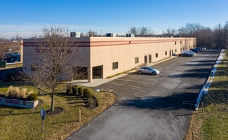 Plus de détails pour 301-315 Camars Dr, Warminster Township, PA - Local d’activités à vendre