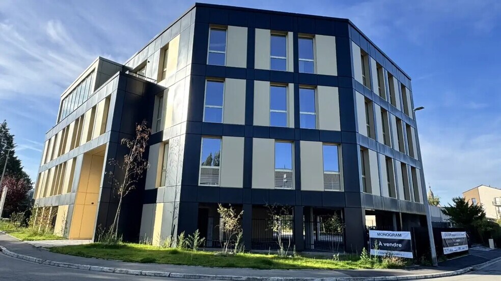 Bureau dans Marcq-en-Baroeul à vendre - Photo de l’immeuble – Image 1 sur 11