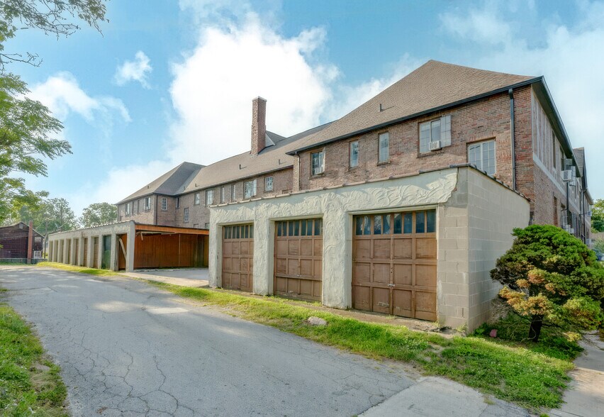 718 W Mulberry St, Kokomo, IN à vendre - Photo de l’immeuble – Image 2 sur 5