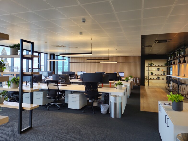 215 Bothwell St, Glasgow à louer - Photo de l’immeuble – Image 2 sur 24
