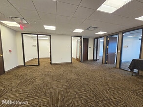 601 Oakmont Ln, Westmont, IL à louer Photo intérieure– Image 2 sur 9