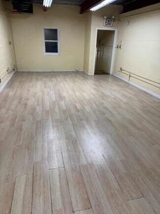 Plus de détails pour 720 E 136th St, Bronx, NY - Industriel/Logistique à louer