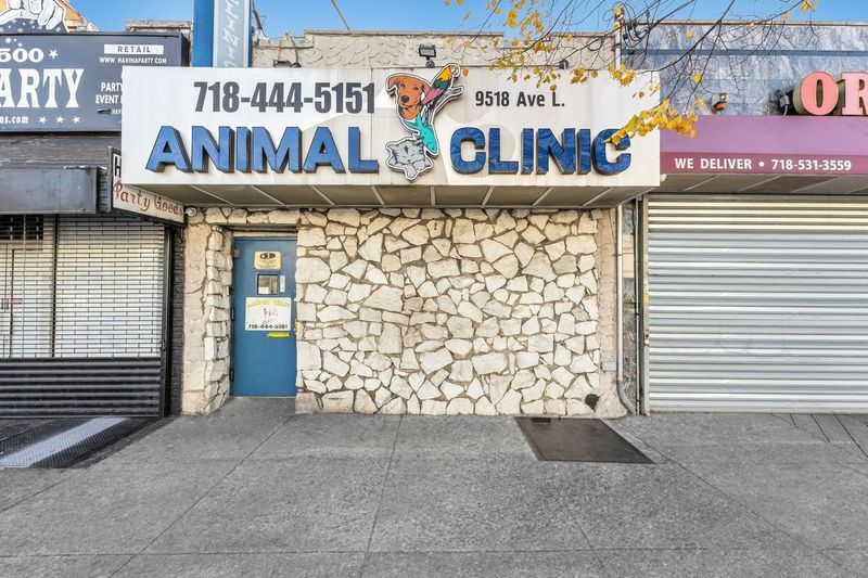 9518 Avenue L, Brooklyn, NY à vendre - Photo principale – Image 1 sur 15