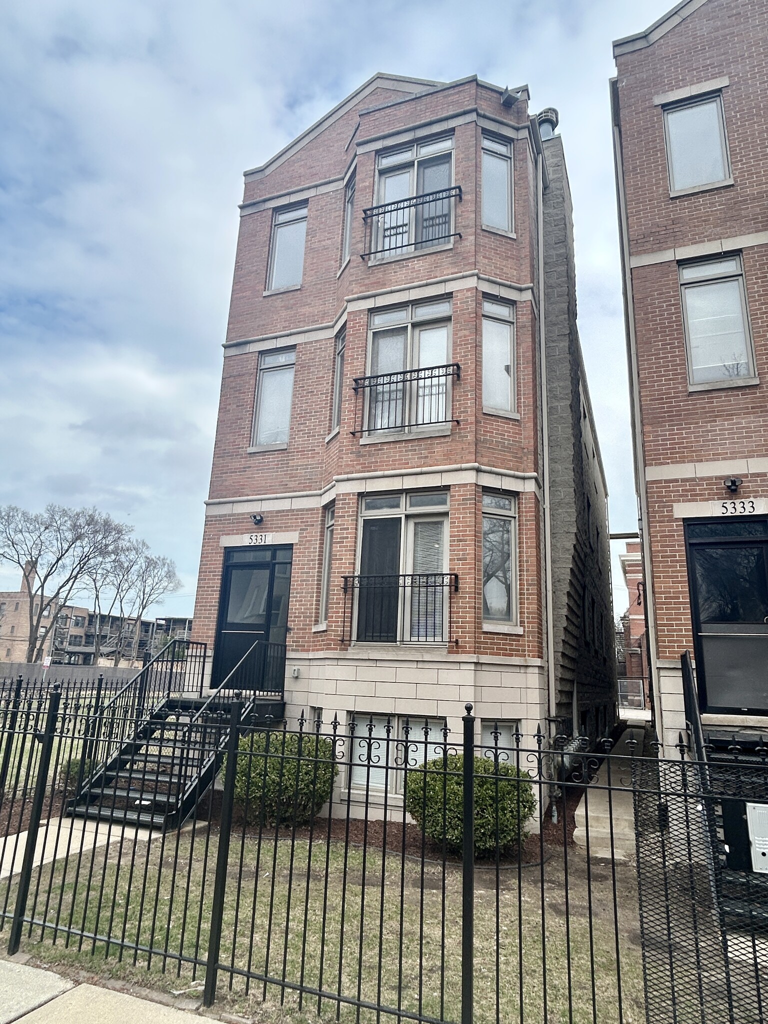 5331 S Calumet Ave, Chicago, IL à vendre Photo principale– Image 1 sur 9