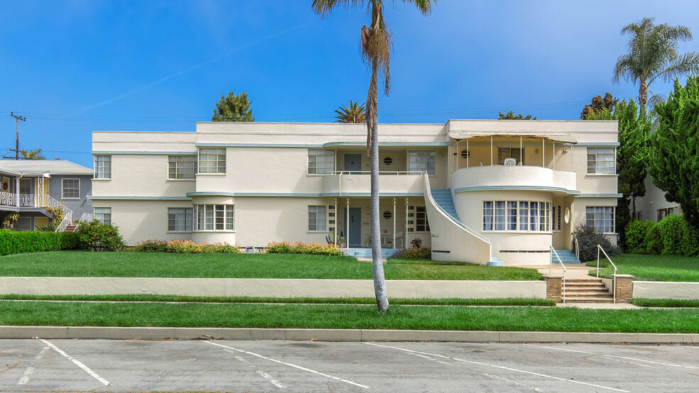 3515 E 1st St, Long Beach, CA à vendre - Photo de l’immeuble – Image 2 sur 14