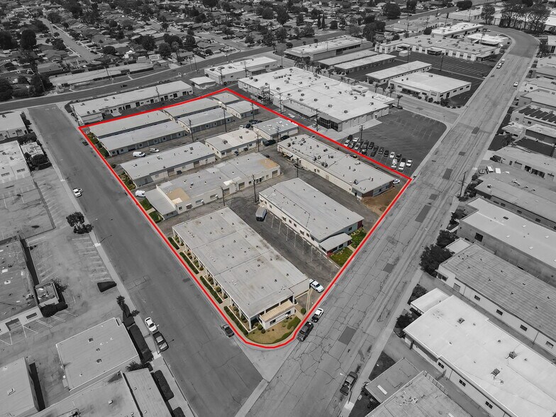 828 Dodsworth Ave, Covina, CA à louer - Photo de l’immeuble – Image 2 sur 3