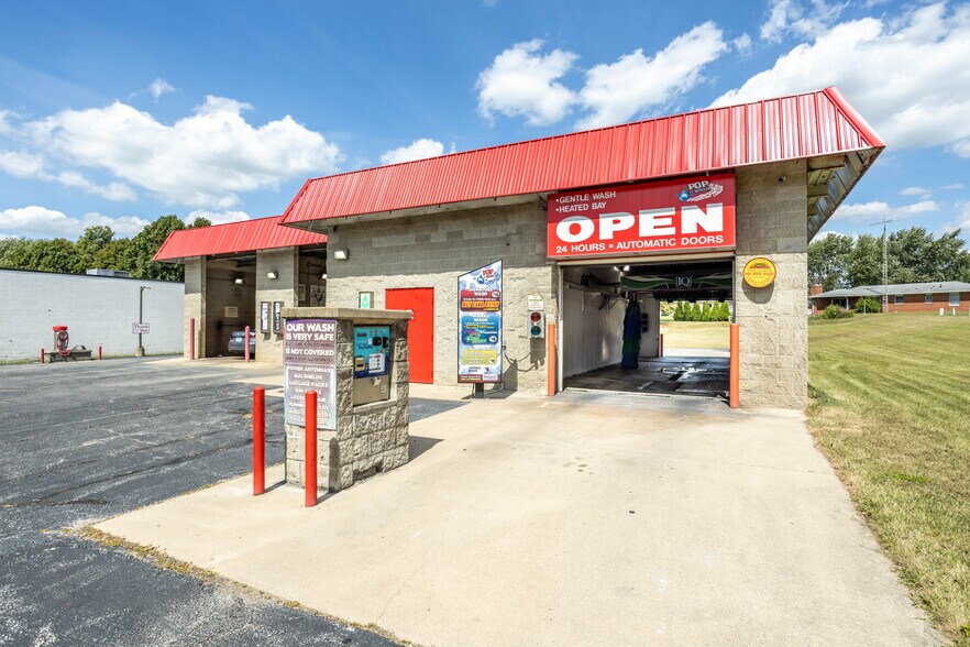 362 W Main St, Rossville, IN à vendre - Photo de l’immeuble – Image 2 sur 16