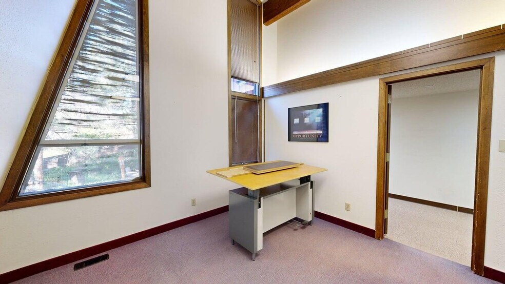 11 E Airport Rd, Billings, MT à vendre - Photo de l’immeuble – Image 3 sur 27