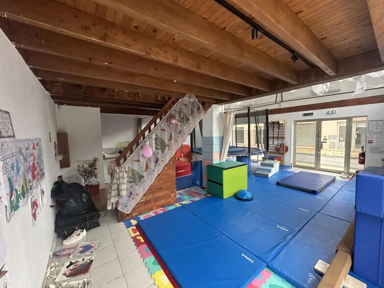 Local commercial dans Montauroux à louer - Photo intérieure – Image 2 sur 8