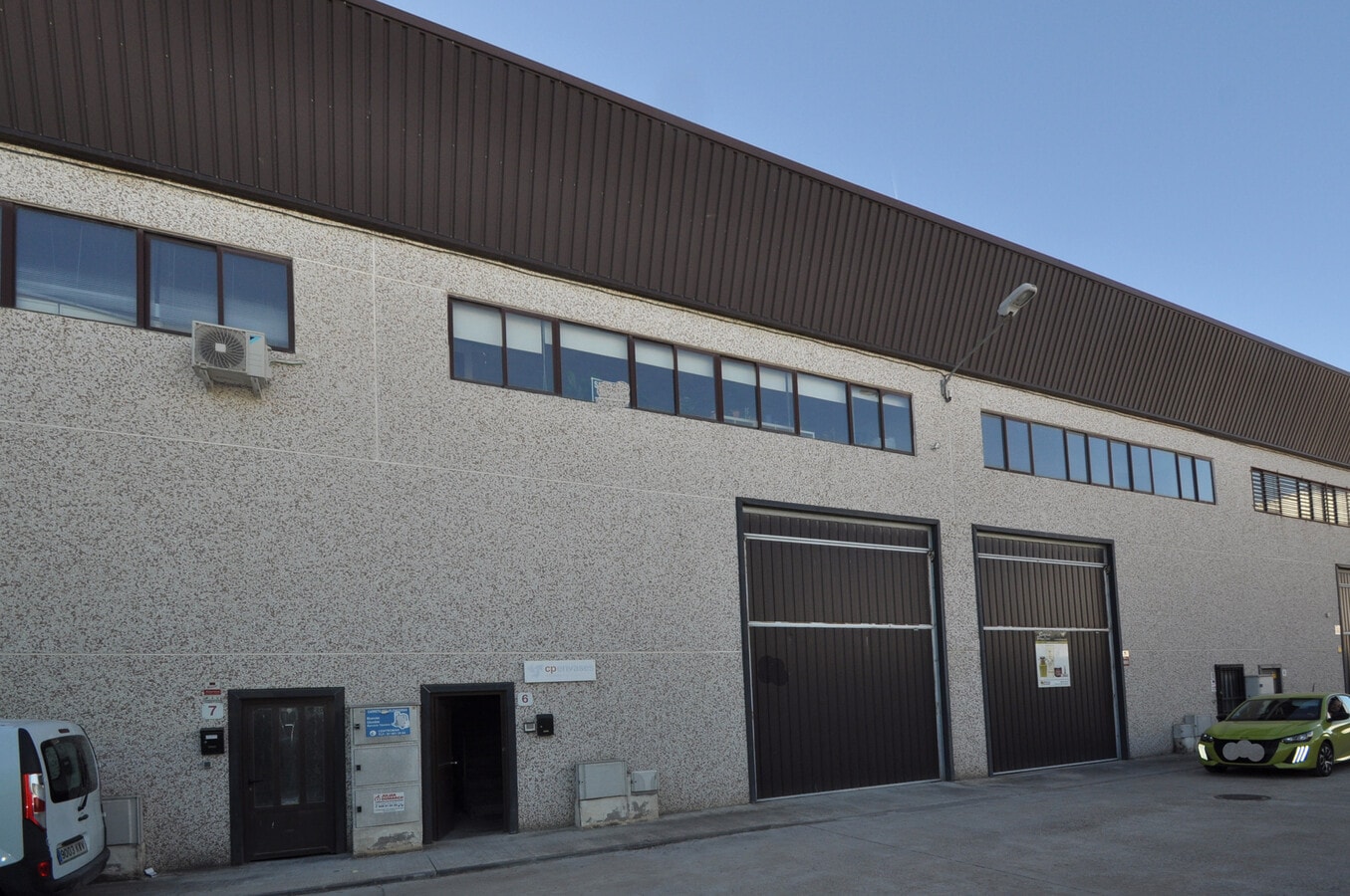 Quer, GUA 19209 - Lot Puerta 06 - - Photo intérieure - Image 1 of 7