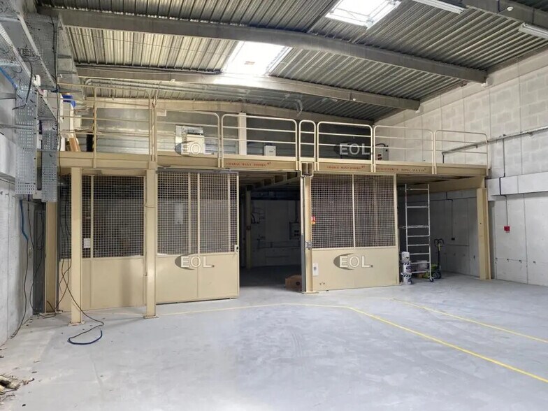 Industriel/Logistique dans Massy à louer - Photo intérieure – Image 2 sur 5