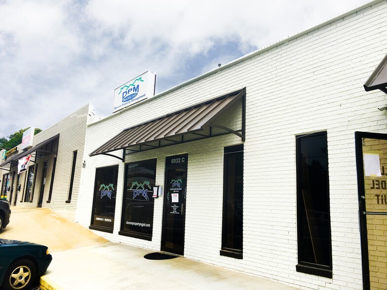 6932 Calhoun Memorial Hwy, Easley, SC à louer - Photo de l’immeuble – Image 3 sur 4