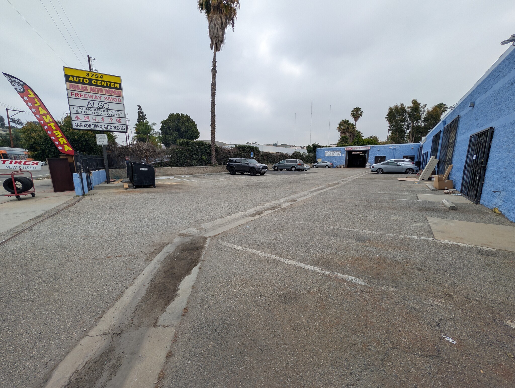 3754 N Mission Rd, Los Angeles, CA à louer Photo de l’immeuble– Image 1 sur 8