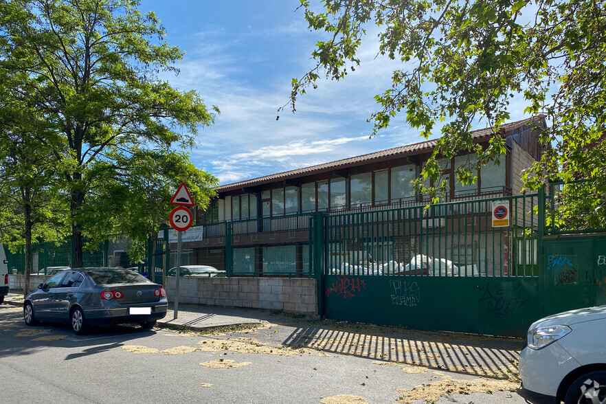 Calle Silicio, 34, Torrejón de Ardoz, Madrid à vendre - Photo de l’immeuble – Image 2 sur 4