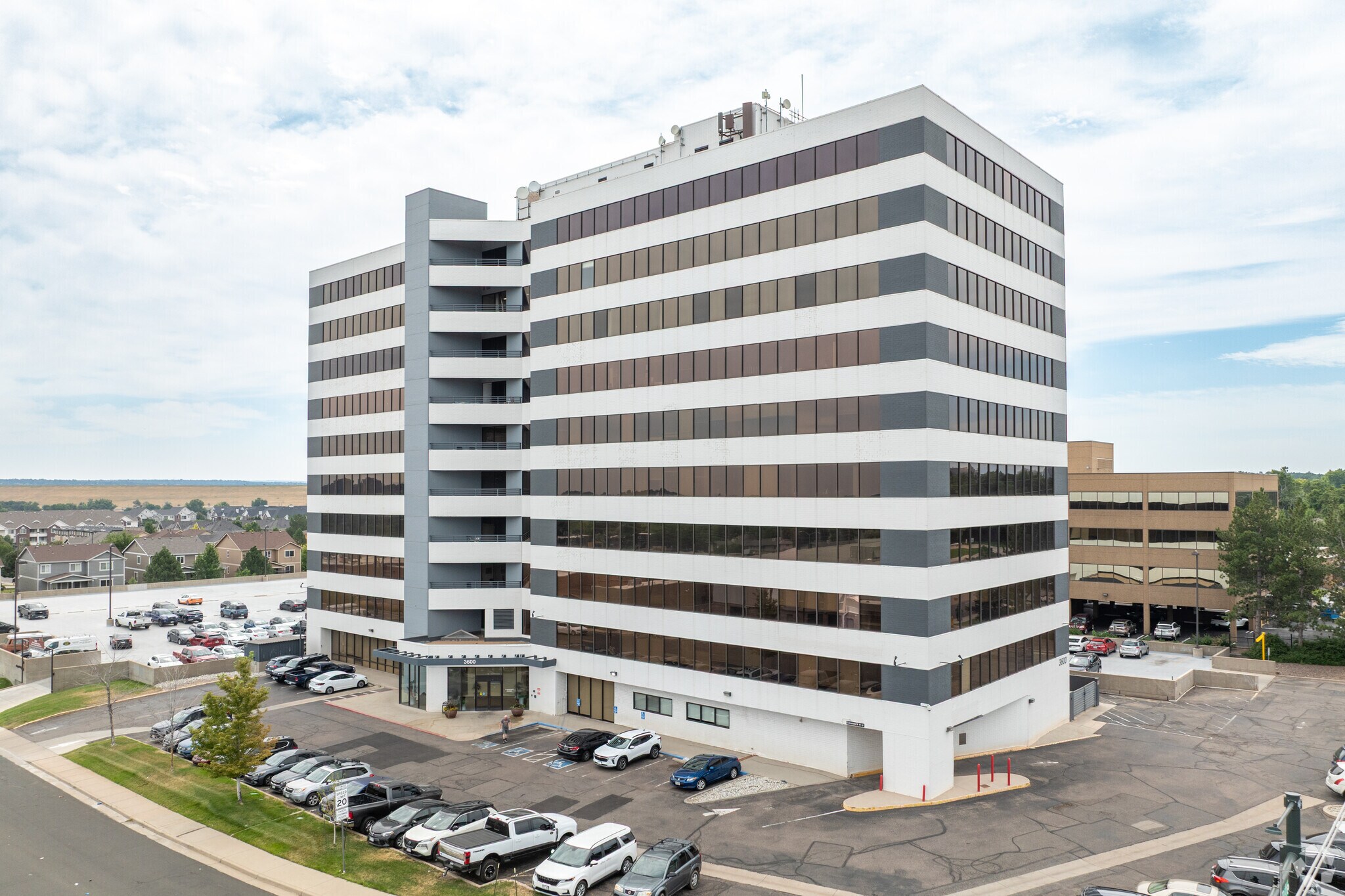 3600 S Yosemite St, Denver, CO à louer Photo de l’immeuble– Image 1 sur 11
