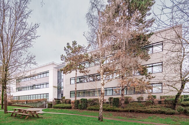 Plus de détails pour Bureau à louer