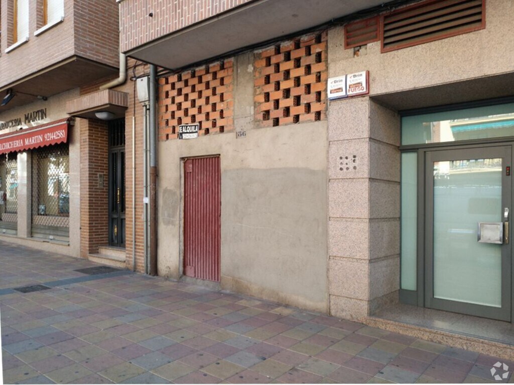 Local commercial dans Segovia, Segovia à louer Photo intérieure– Image 1 sur 3