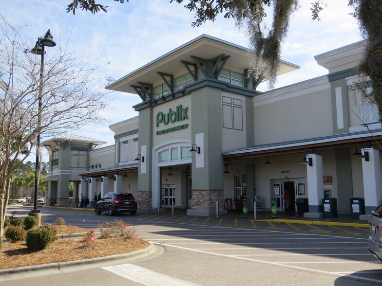 103 Buckwalter Place Blvd, Bluffton, SC à louer - Photo de l’immeuble – Image 2 sur 7