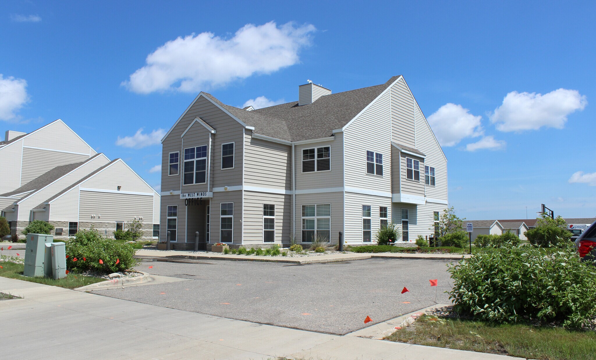 3500 42nd St S, Fargo, ND à louer Photo de l’immeuble– Image 1 sur 9