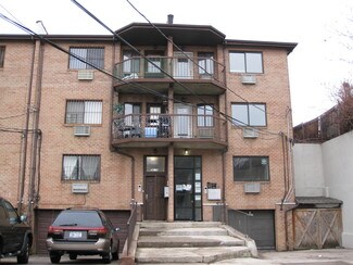 Plus de détails pour 5414 73rd Pl, Flushing, NY - Logement à vendre