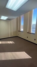 1100 Washington Ave, Carnegie, PA à louer - Vidéo sur l’annonce professionnelle 