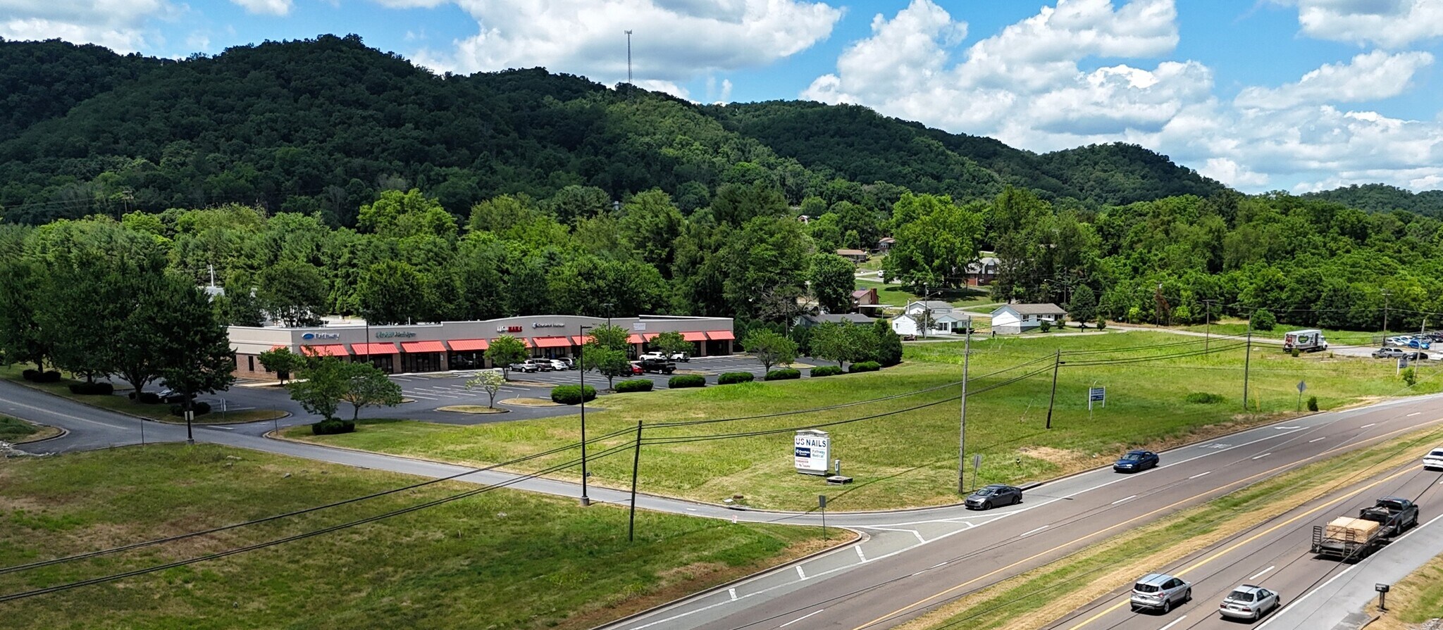 2120 Volunteer Pkwy Pky, Bristol, TN à vendre Photo principale– Image 1 sur 3