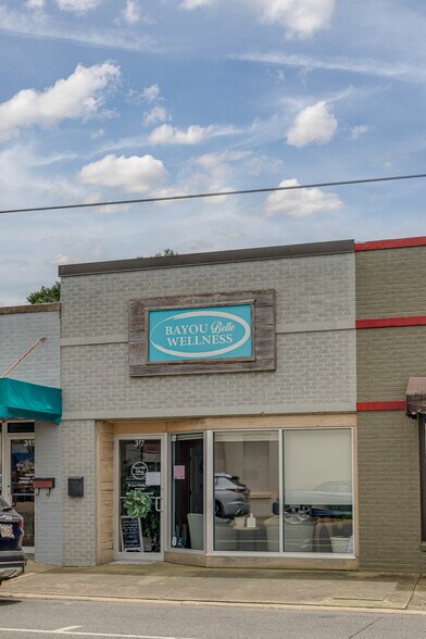 317 Wood St, West Monroe, LA à vendre - Photo de l’immeuble – Image 1 sur 12